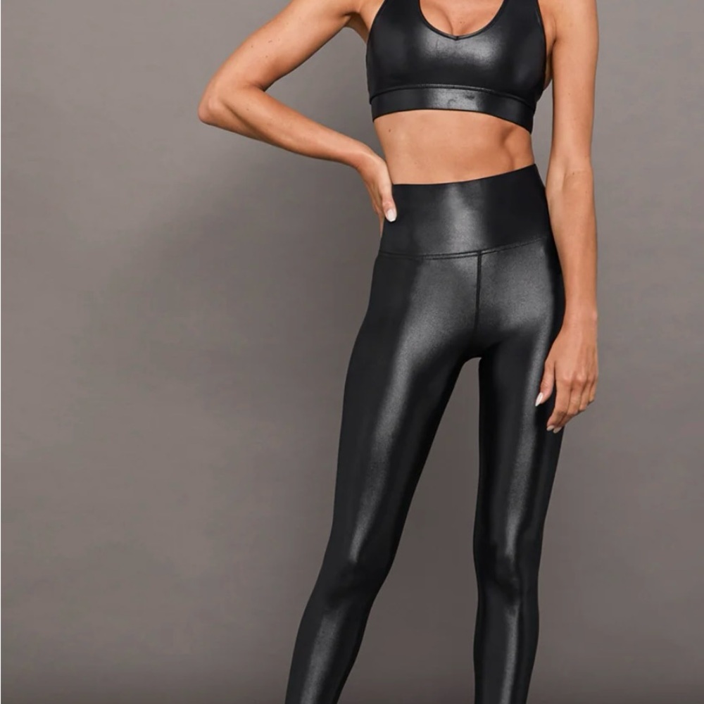 Carbon 38 Legging in Takara Shine- NWT